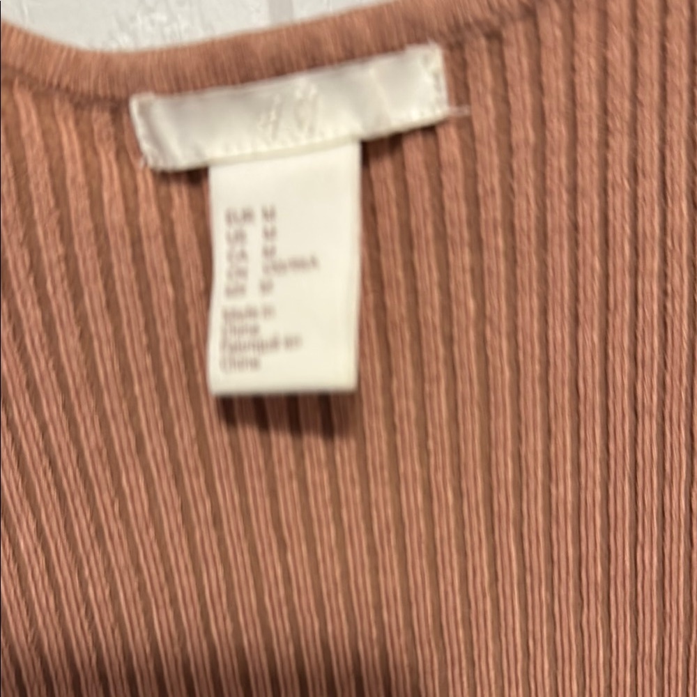 H&M Tan cold Shoulder Bodycon Dress - Picture 3 of 6